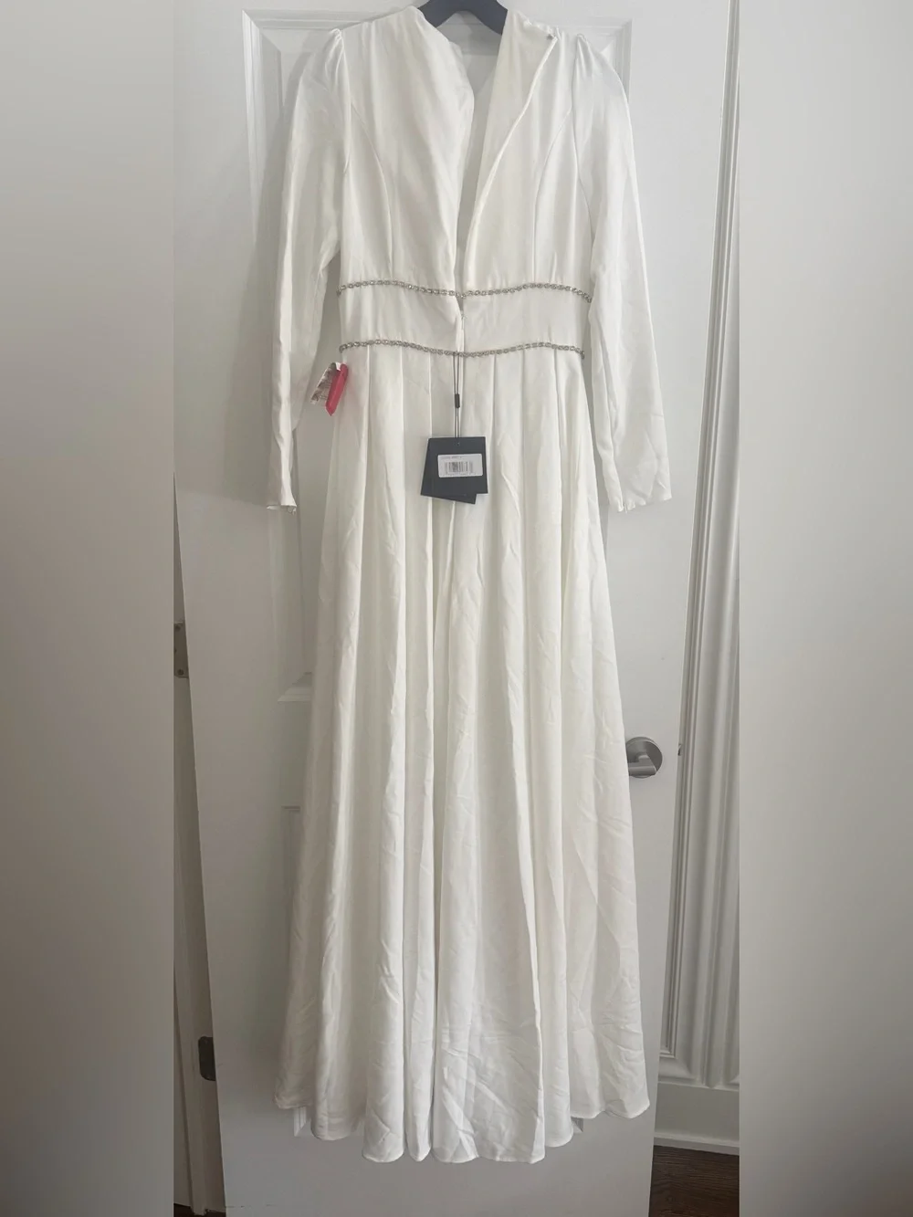 MAC DUGGAL size 4 A-line Rhinestone Waist Evening Gown White Dress 55705